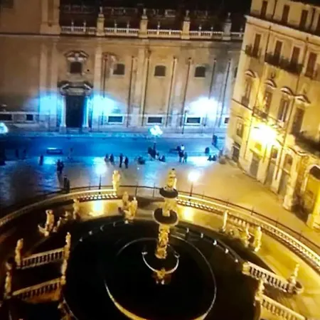 Hello Cathedral House Apartment Palermo